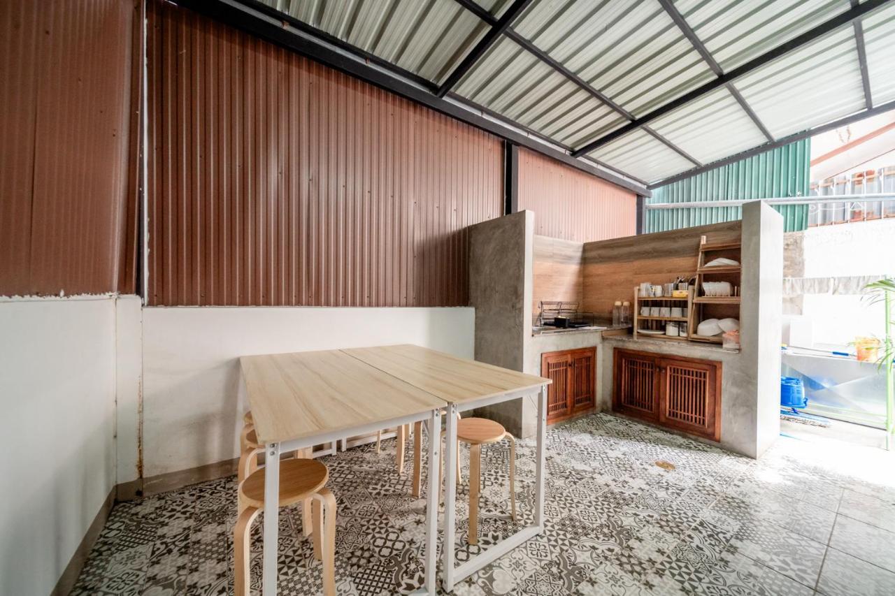 Socialer Coliving & Coworking Space Chiang Mai Exterior photo