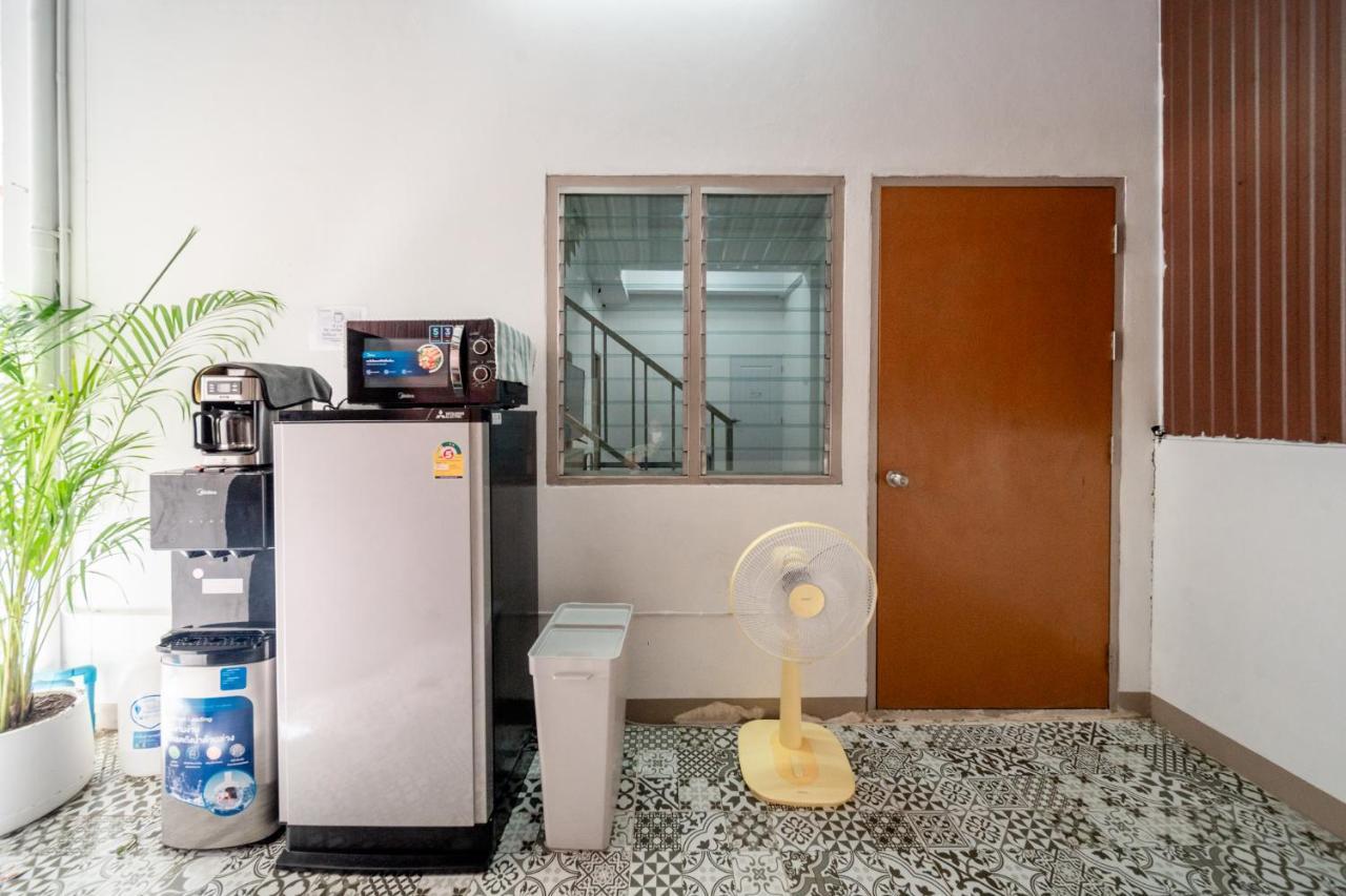 Socialer Coliving & Coworking Space Chiang Mai Exterior photo